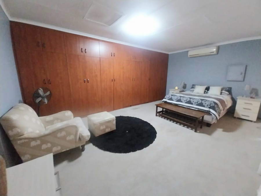 5 Bedroom Property for Sale in Roodewal Free State